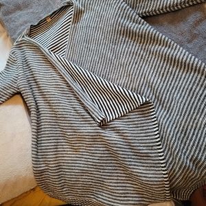 Women's Cardigan Sweater Sz M